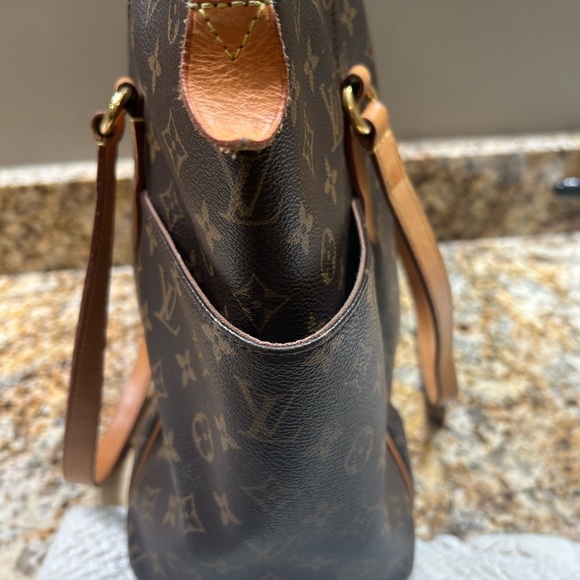 Louis Vuitton Totally MM bag - Picture 4 of 12